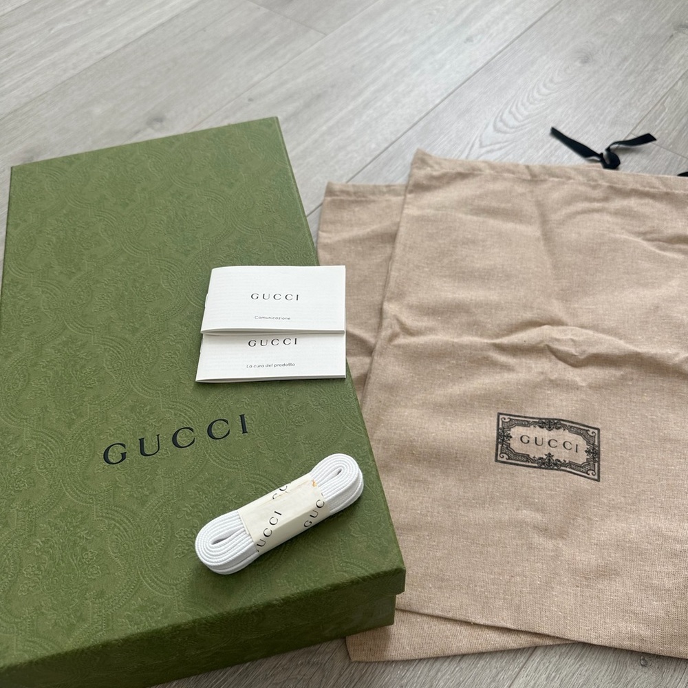 GUCCI SNEAKER- white GG Lace-Up Sneakers - Picture 3 of 10